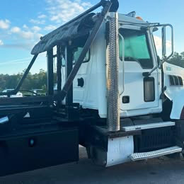 2014 Mack Granite Rolloff